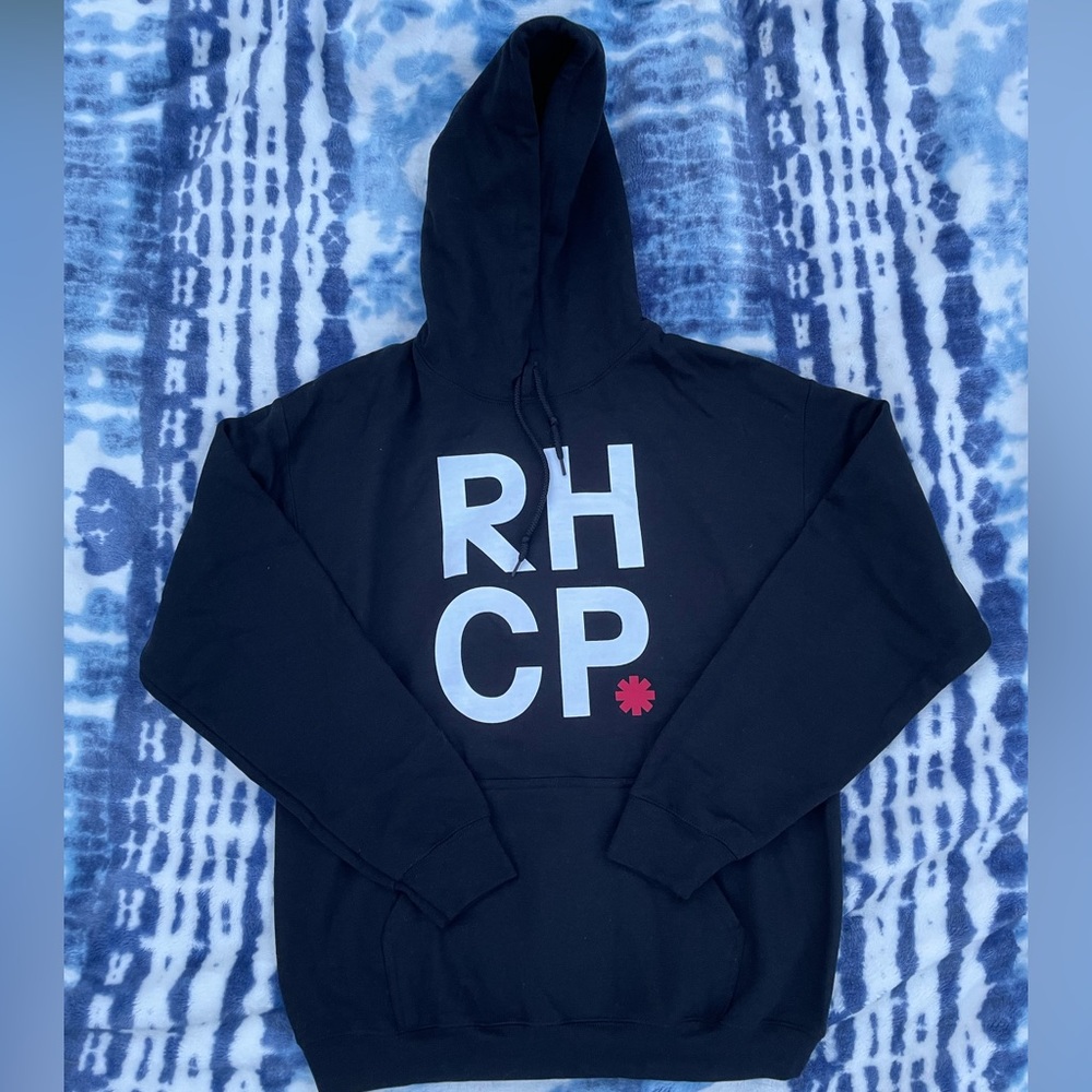 NWOT Rare & Hard To Find Red Hot Chili Peppers Tour Sweatshirt Super Soft